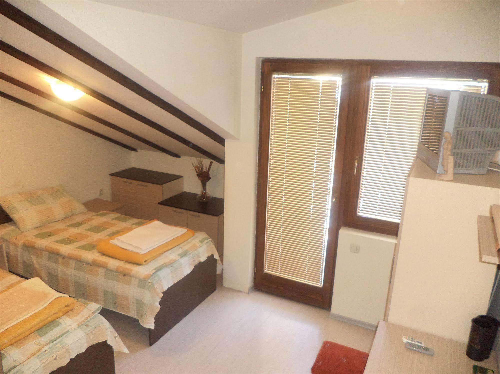 Luccia Apartments - Ohrid City Centre Buitenkant foto