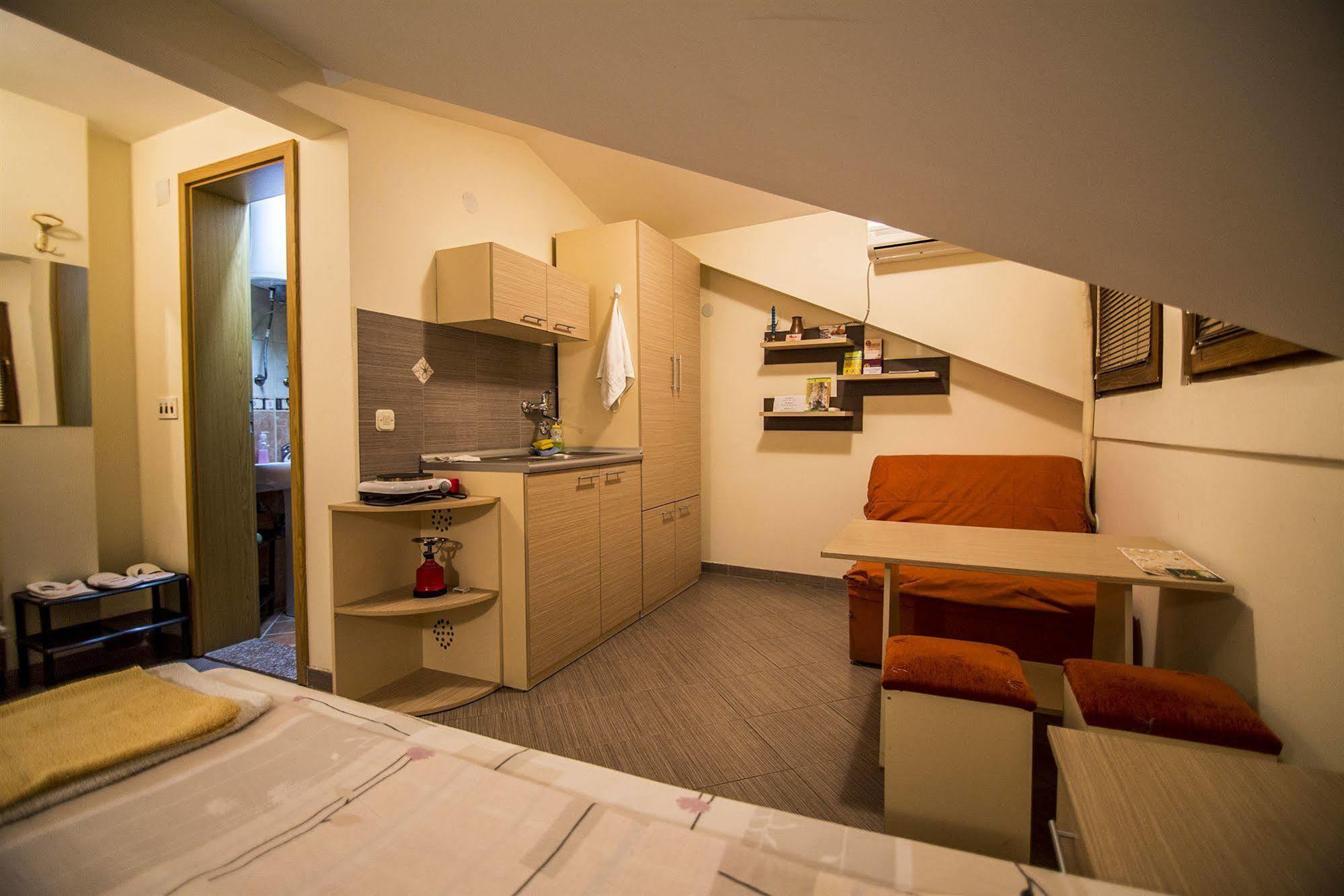 Luccia Apartments - Ohrid City Centre Buitenkant foto