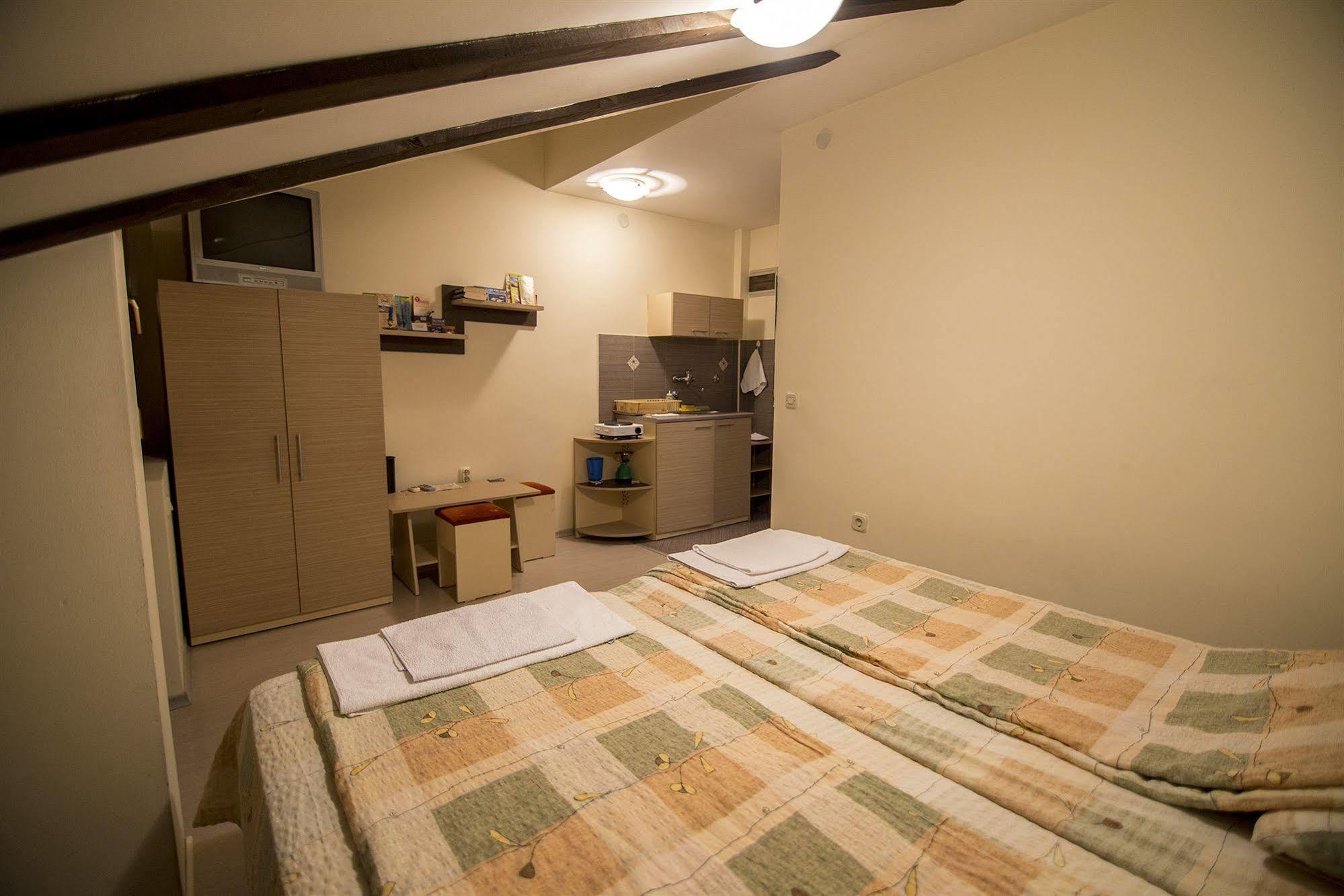 Luccia Apartments - Ohrid City Centre Buitenkant foto
